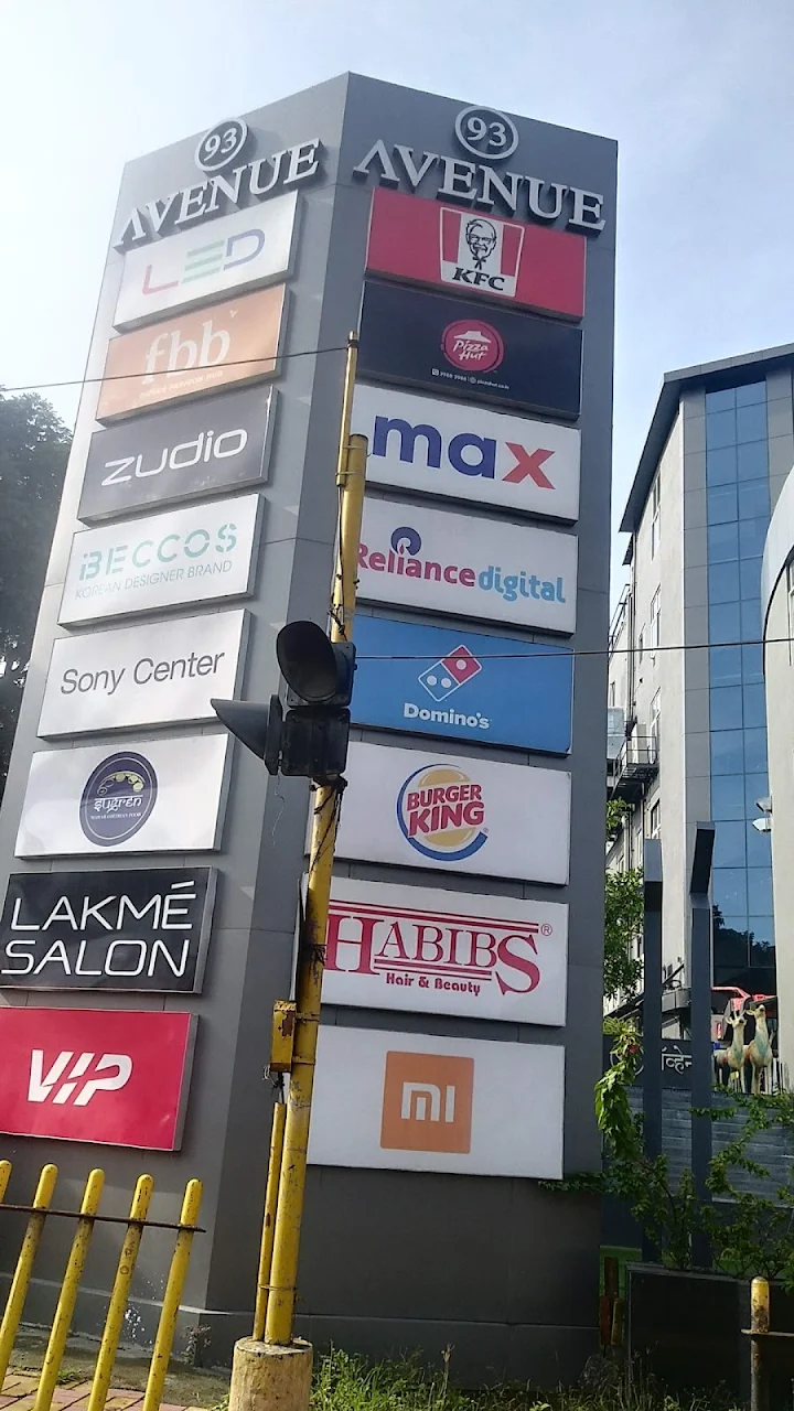 Shop for Sale in 93 Avenue Wanorie